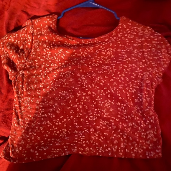 Cropped orange shirt with white flowers all over - Picture 2 of 2
